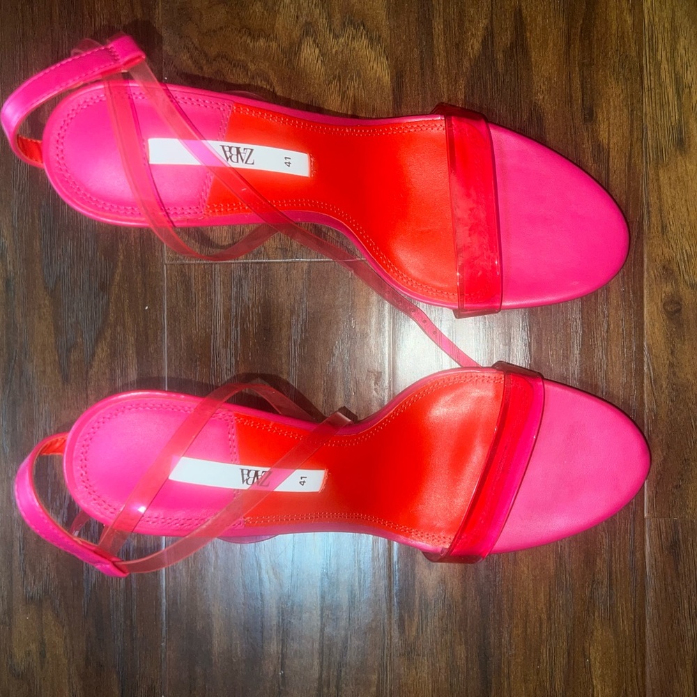 Zara sandals brand new never worn